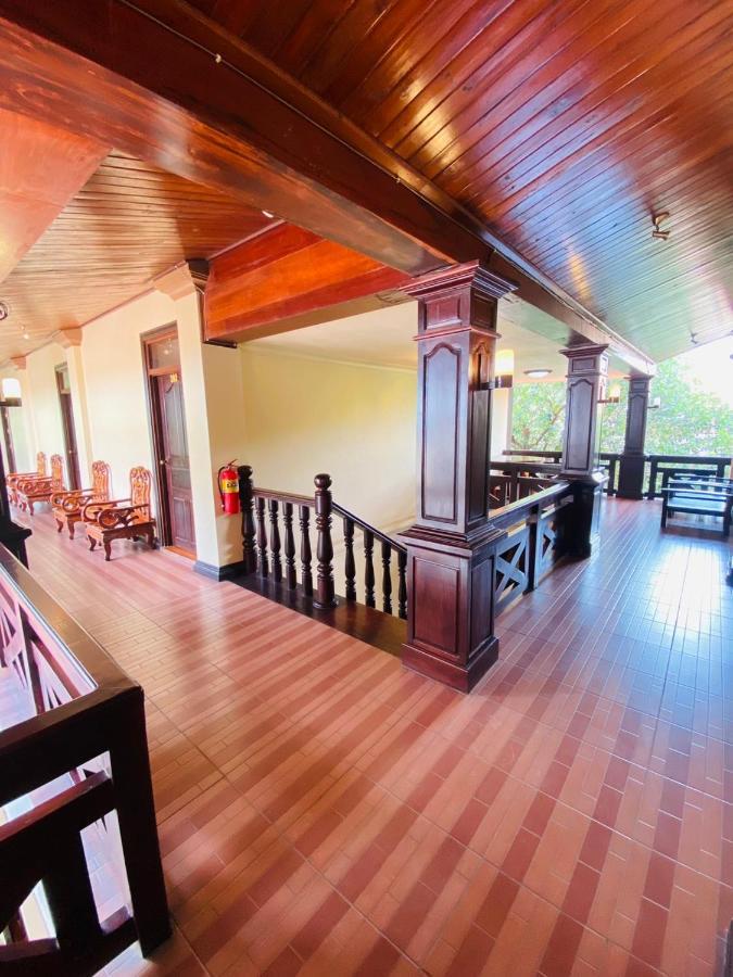 Luang Prabang Maison Vongprachan & Travel エクステリア 写真