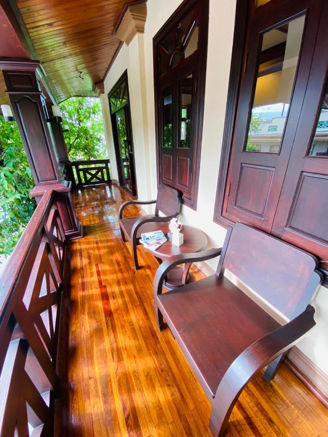 Luang Prabang Maison Vongprachan & Travel エクステリア 写真