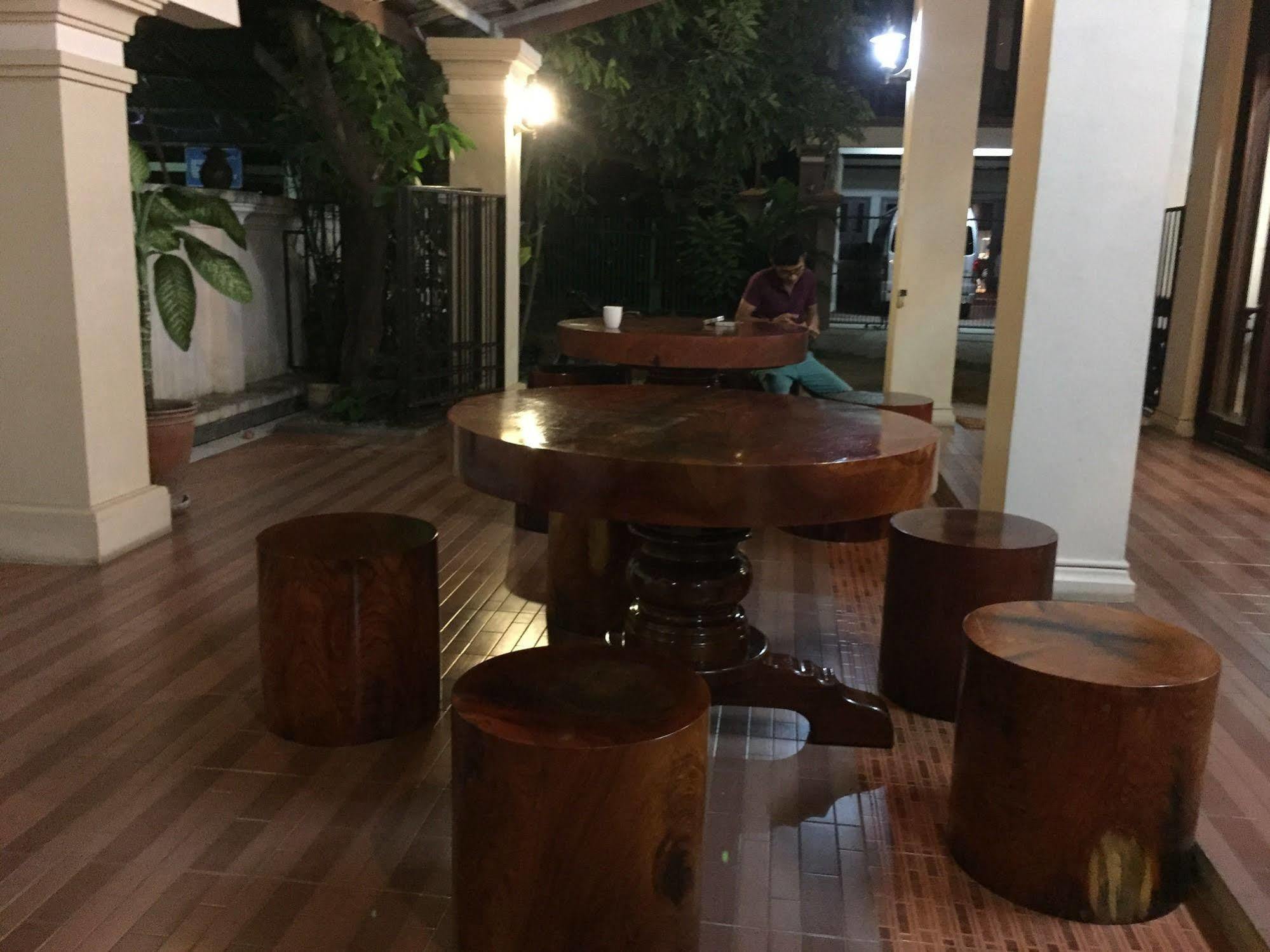 Luang Prabang Maison Vongprachan & Travel エクステリア 写真